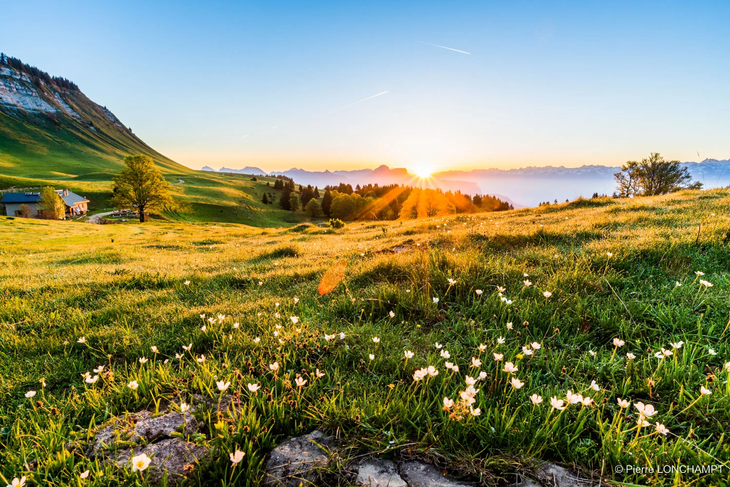 <small>Hike to </small><br>The crests and plateau of La Molière