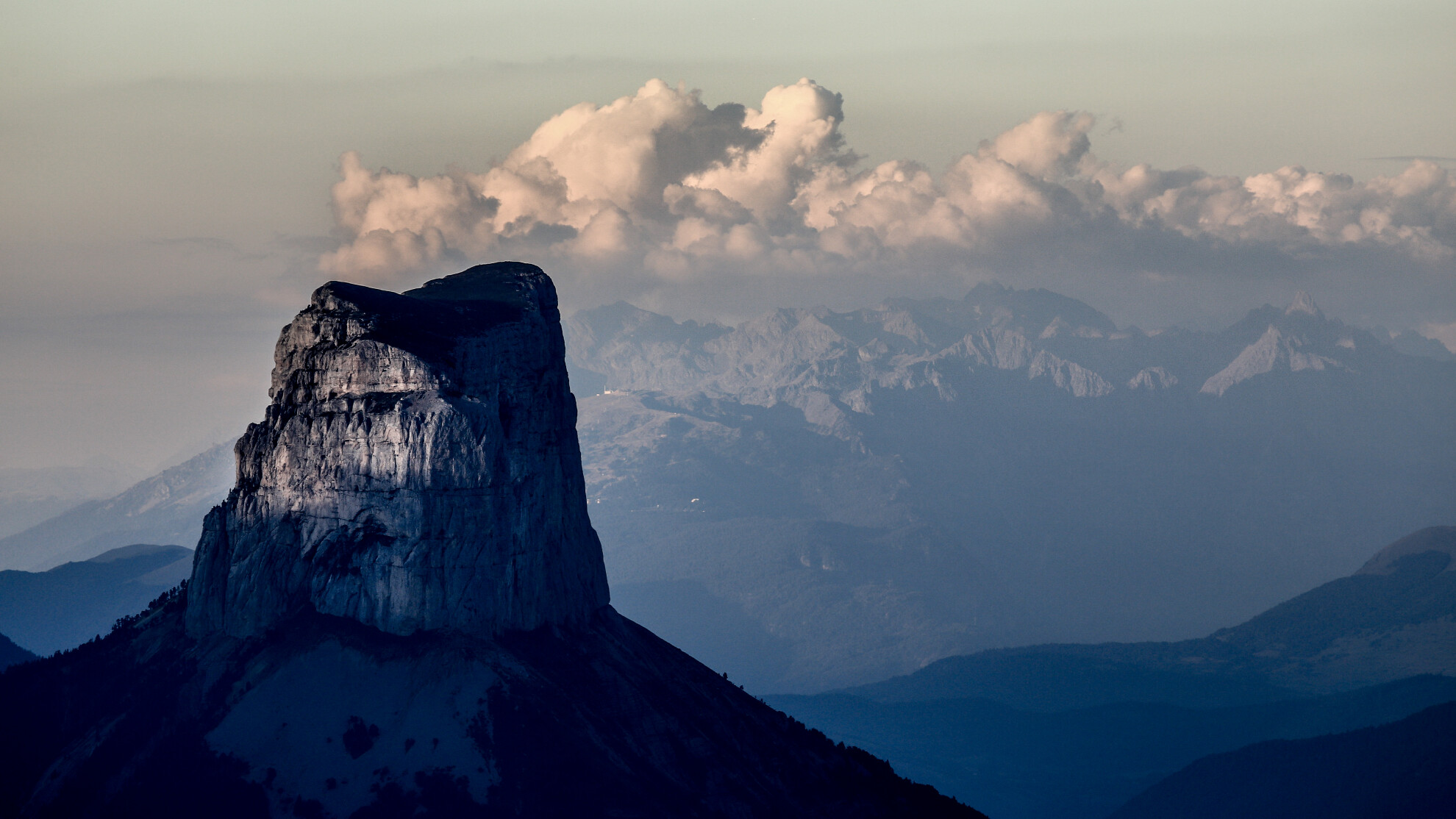 Mt Aiguille