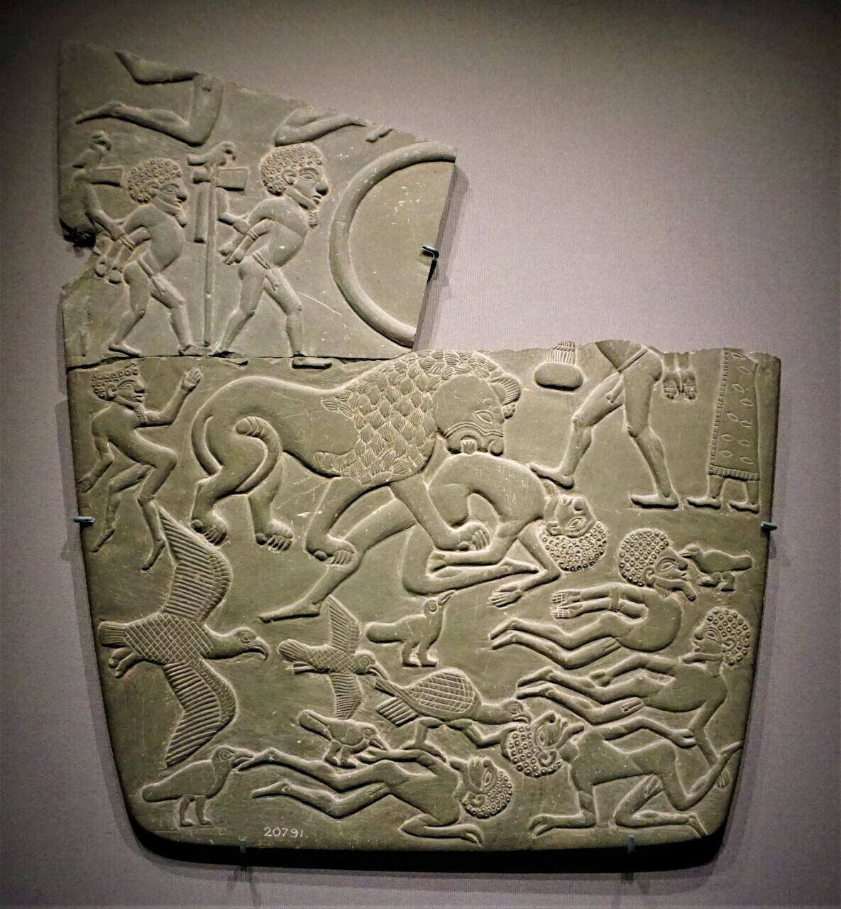 Naqada vulture palette, around 3100 BCE