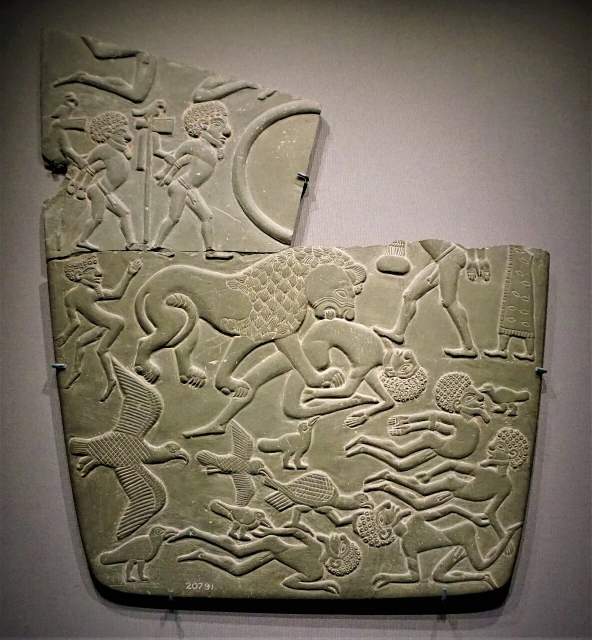 Naqada vulture palette, around 3100 BCE